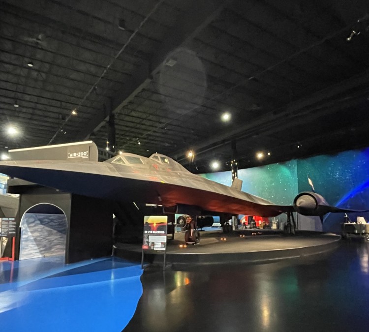 air-zoo-aerospace-science-museum-photo